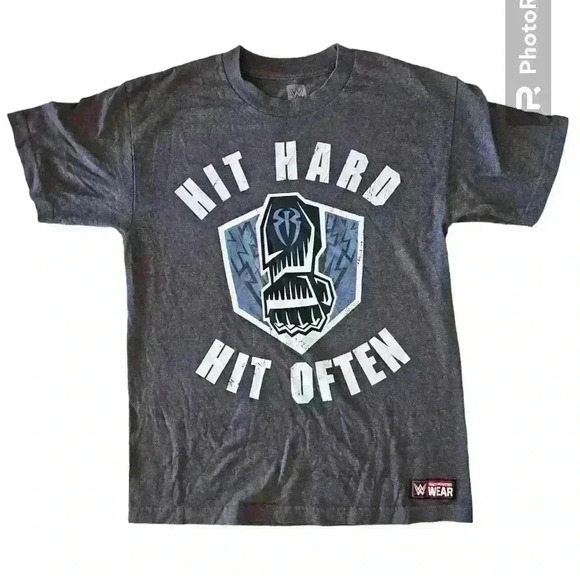 WWE Mens Gray Roman Reigns Hit Hard Hit Often Short Sleeve Crew Neck Tee M - Picture 1 of 9
